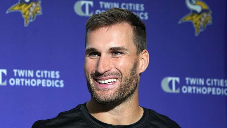 Kirk Cousins has 'plenty' of money, is aware he's not cool